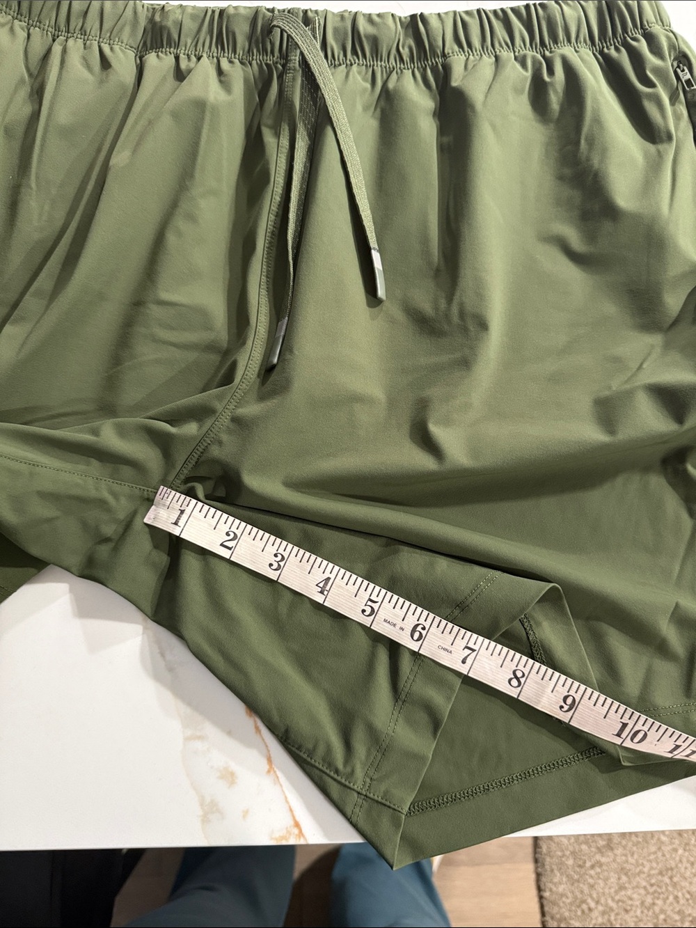FABLETICS Men’s Olive Green Shorts with Elastic Waistband Size XXL - Picture 8 of 8